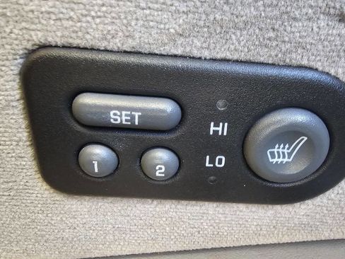 Used 2002 GMC Sierra 1500 4x4 Extended Cab w/ SLT Marketing Option Pkg image 11