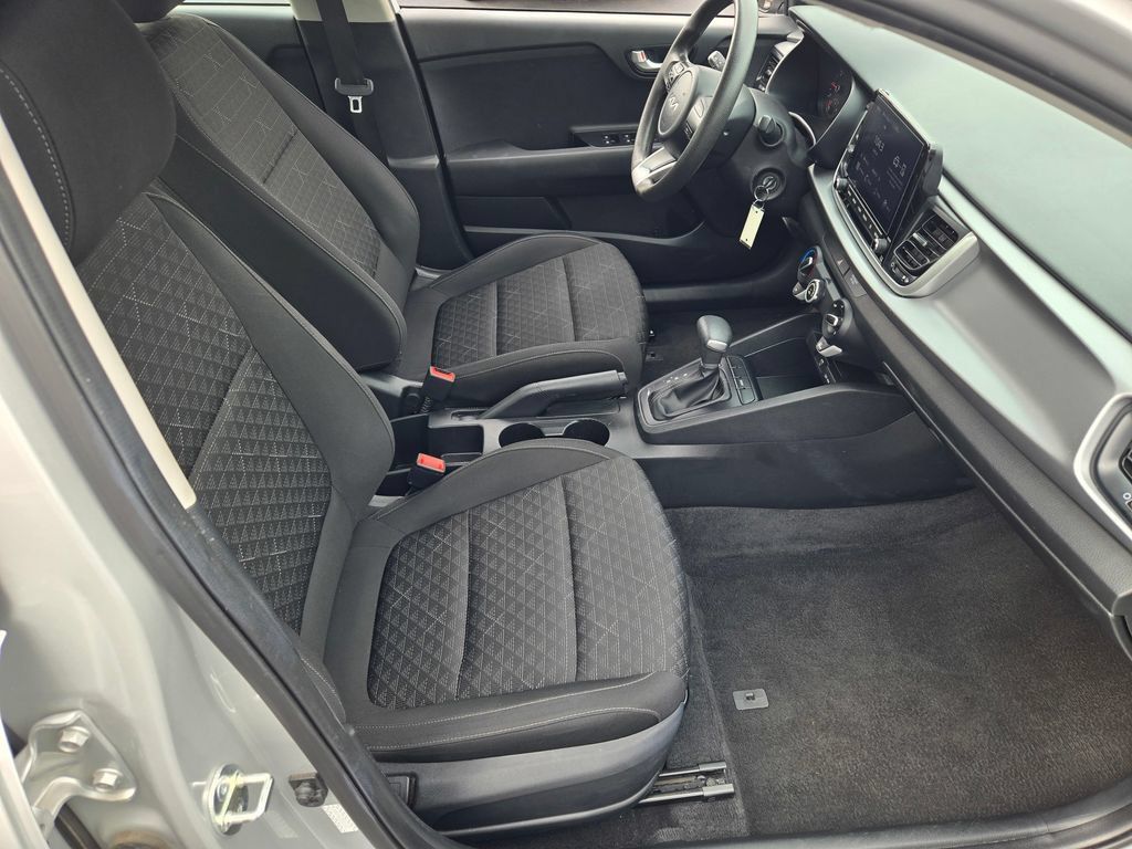 Used 2023 Kia Rio LX FWD image 10