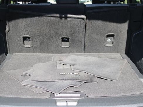 Used 2023 Nissan Rogue SV image 32