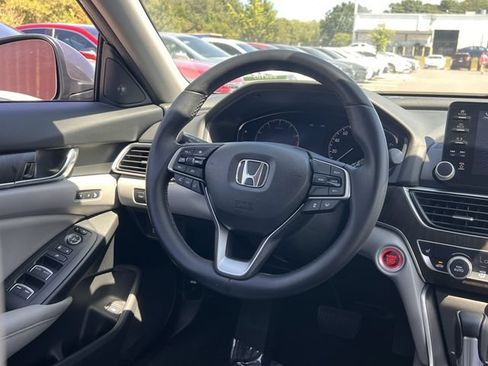 Used 2019 Honda Accord EX-L image 17