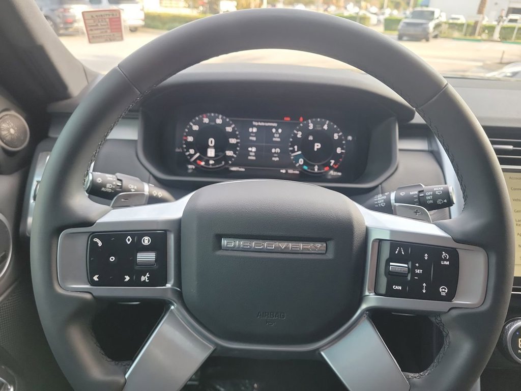Certified 2024 Land Rover Discovery Dynamic SE AWD/4WD image 29