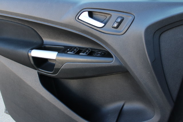 Used 2018 Ford Transit Connect XLT FWD image 12