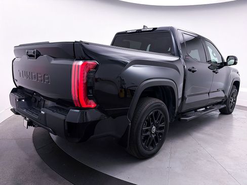 Used 2024 Toyota Tundra Limited image 16