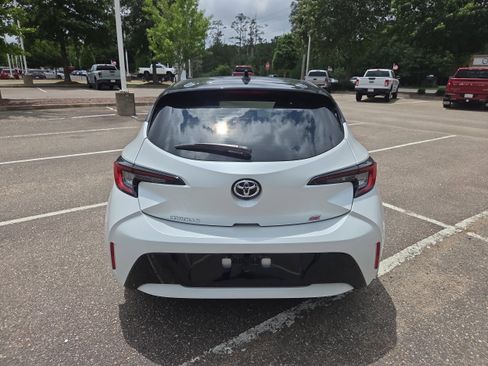 Used 2025 Toyota Corolla SE FWD image 4