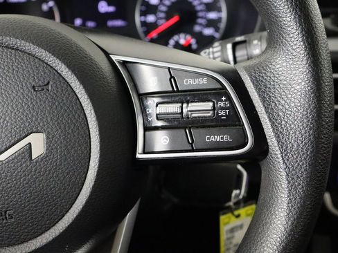Used 2022 Kia Seltos LX AWD/4WD image 10