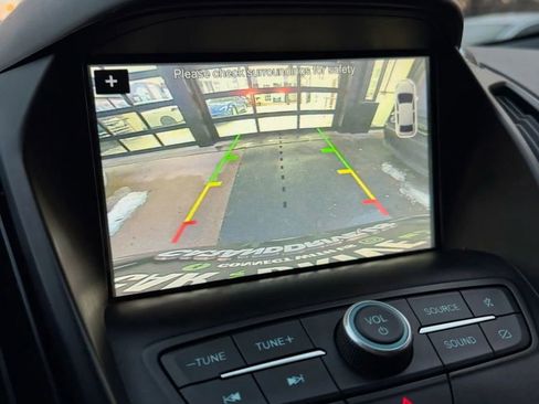 Used 2019 Ford Escape SEL image 30