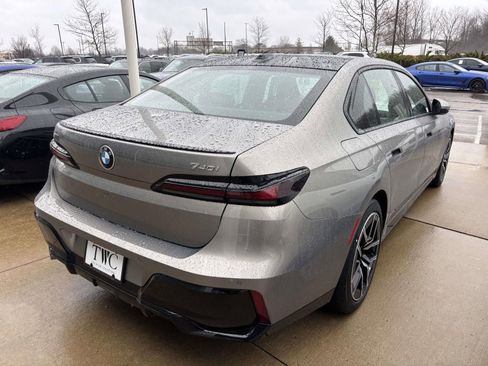 New 2026 BMW 740i xDrive image 4