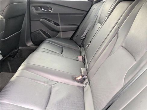Used 2023 Honda Accord Touring image 17