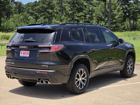 Used 2024 GMC Acadia AT4 w/ Luxury Package AWD/4WD image 6