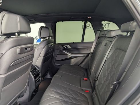 New 2026 BMW X5 M60i image 13