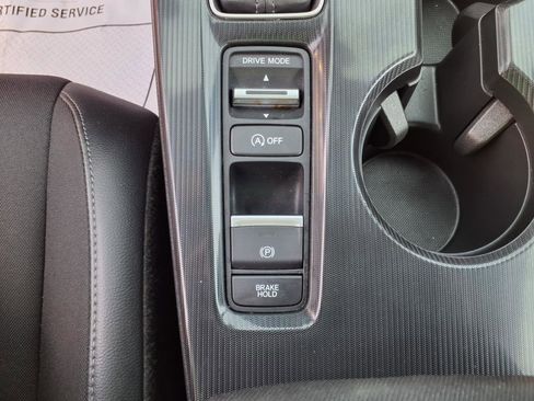 Used 2024 Honda Civic Sport image 11