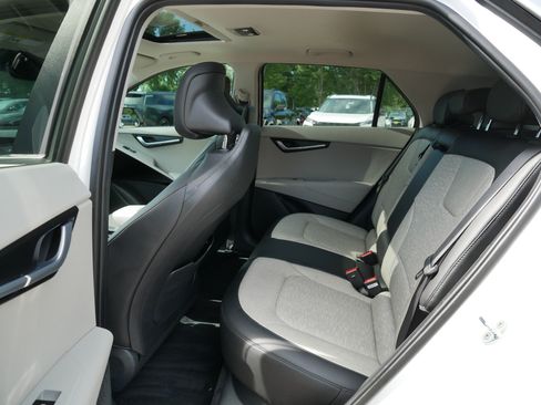 Used 2023 Kia Niro Wave FWD image 34
