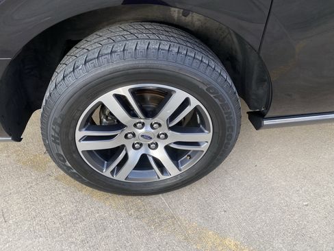 Used 2020 Ford Expedition Max Limited w/ Special Edition Package image 3