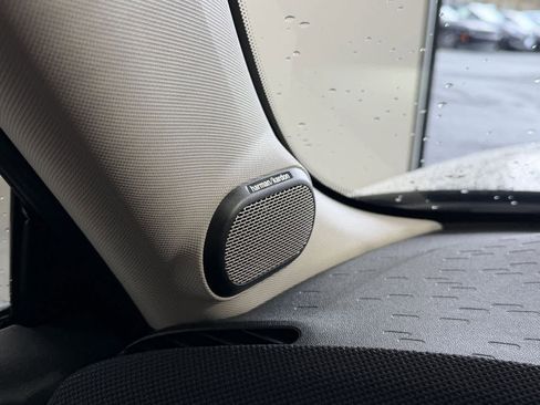 Certified 2025 MINI Cooper S image 19