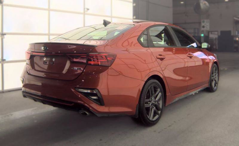 Used 2021 Kia Forte GT-Line w/ GT-Line Premium Package FWD image 4
