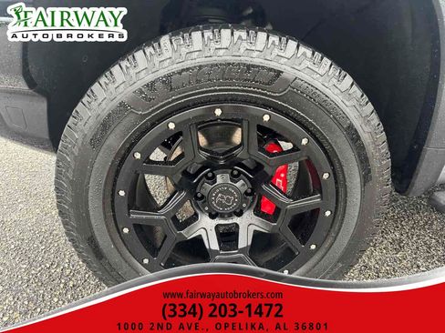 Used 2023 Chevrolet Silverado 1500 ZR2 w/ Technology Package image 31