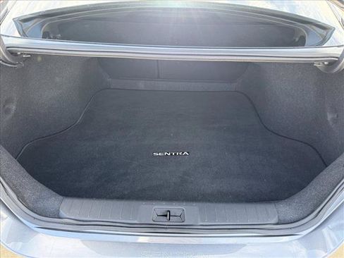 Used 2024 Nissan Sentra SV FWD image 7