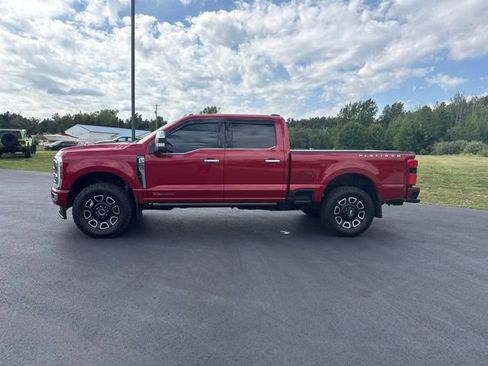 Used 2024 Ford F250 Platinum AWD/4WD image 2