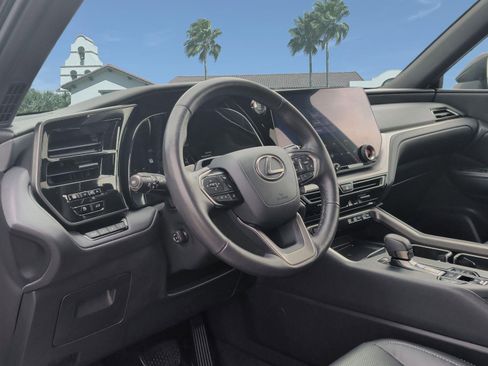 Certified 2025 Lexus TX 350 AWD w/ Technology Package image 12