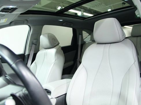 Used 2024 Acura RDX SH-AWD w/ Technology Package image 6