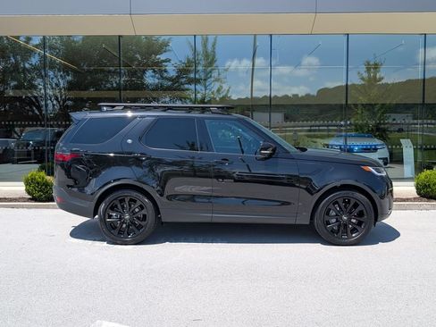 New 2026 Land Rover Discovery S AWD/4WD image 8