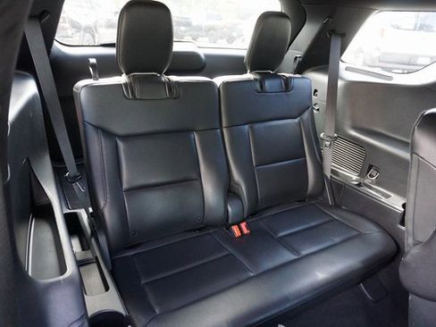 Used 2020 Ford Explorer XLT w/ Equipment Group 202A image 10