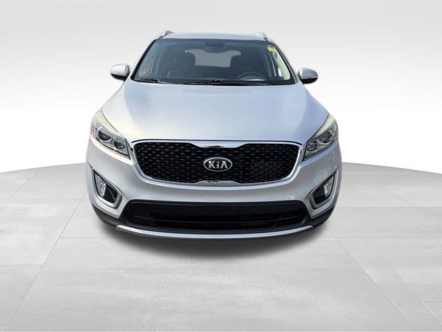 Used 2016 Kia Sorento EX FWD image 2