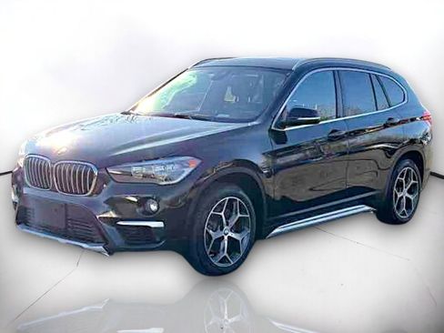 Used 2019 BMW X1 xDrive28i w/ Convenience Package image 2