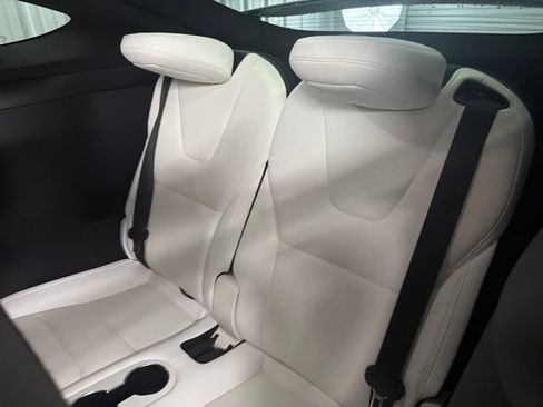 Used 2022 Tesla Model X AWD/4WD image 18