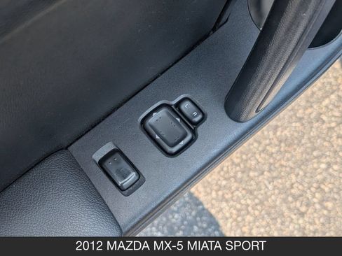 Used 2012 MAZDA MX-5 Miata Sport w/ Convenience Pkg RWD image 12