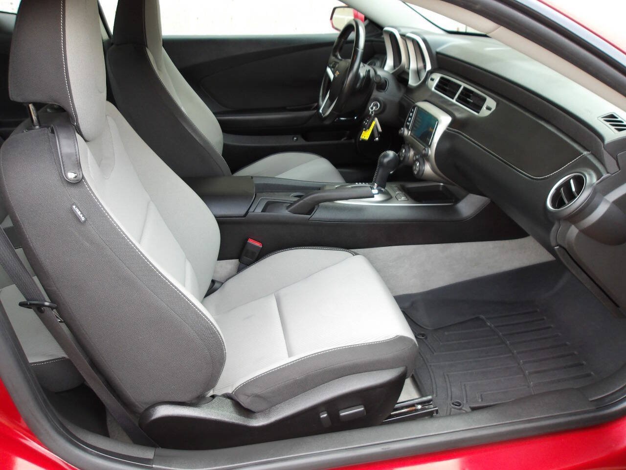 Used 2014 Chevrolet Camaro LT w/ Rear Vision Package RWD image 23