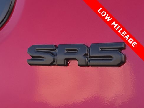 Used 2025 Toyota Tacoma SR5 image 8