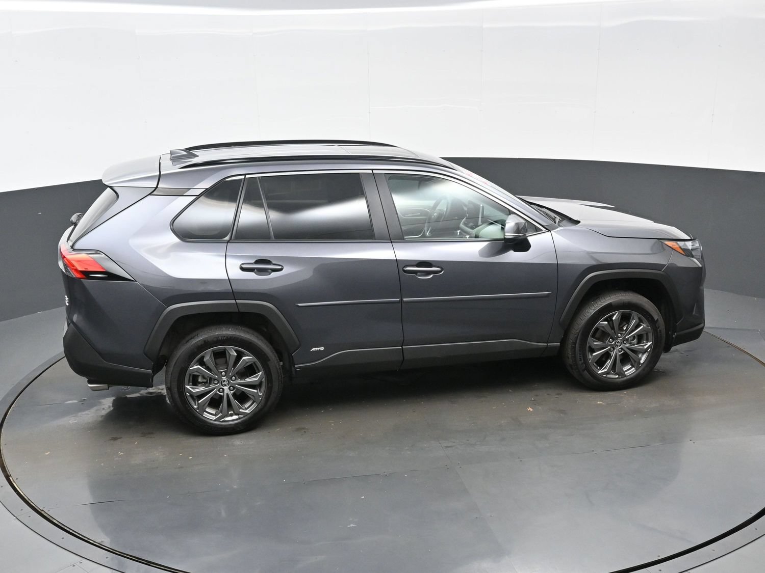 Used 2025 Toyota RAV4 XLE Premium w/ Weather Package AWD/4WD image 43