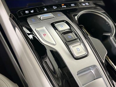 Used 2023 Hyundai Tucson Limited image 17