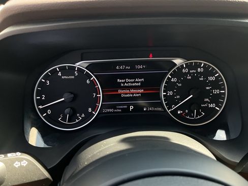 Used 2023 Nissan Rogue S FWD image 32
