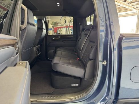 Used 2025 Chevrolet Silverado 2500 High Country w/ Technology Package image 14