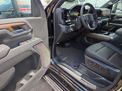 New 2026 Chevrolet Silverado 2500 High Country w/ Midnight Edition AWD/4WD image 10