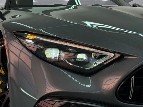 Certified 2022 Mercedes-Benz SL 63 AMG 4MATIC w/ Driver Assistance Package image 10