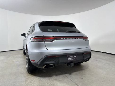 Certified 2025 Porsche Macan image 20