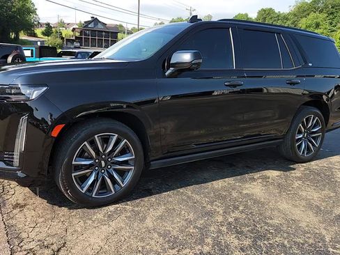 Used 2021 Cadillac Escalade Sport Platinum image 4