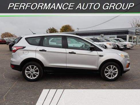 Used 2017 Ford Escape S image 6