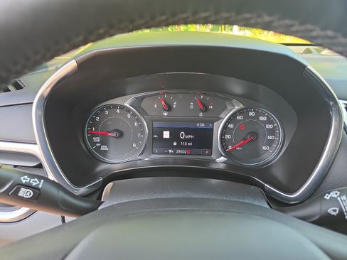 Used 2023 Chevrolet Equinox LT AWD/4WD image 25