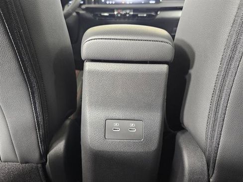 New 2026 Nissan Kicks SR w/ SR Premium Package image 32