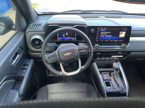 Used 2023 Chevrolet Colorado LT w/ LT Convenience Package II image 10