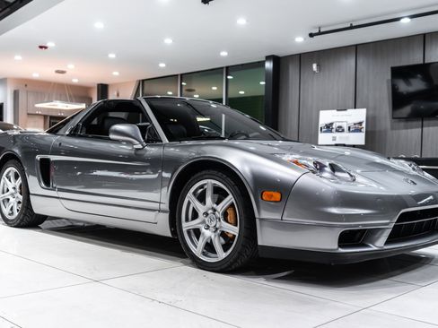 Used 2004 Acura NSX T image 5
