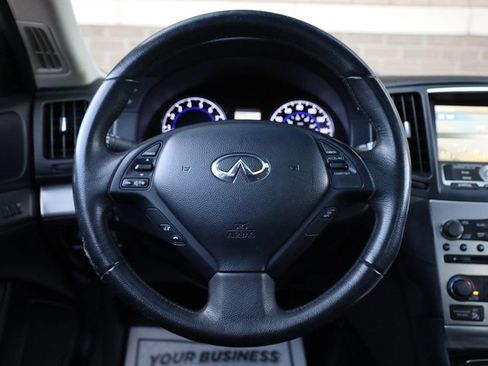 Used 2011 INFINITI G37 Journey w/ Premium Pkg image 23
