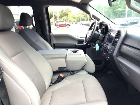 Used 2021 Ford F250 XL w/ STX Appearance Package image 28