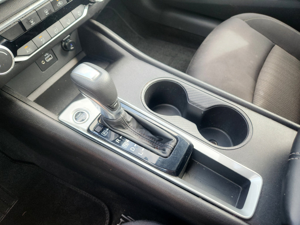 Used 2024 Nissan Altima 2.5 S FWD image 30