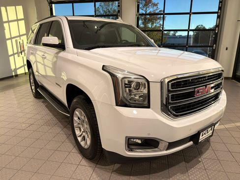 Used 2019 GMC Yukon SLT image 7