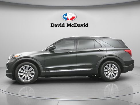 Used 2023 Ford Explorer Limited w/ Limited Technology Package RWD image 30